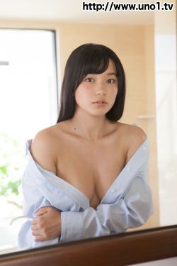 汤芳松花江畔2